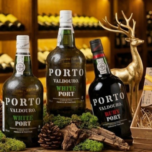 Hai phong cách Port kinh điển từ Bồ Đào Nha - Porto Valdouro White & Ruby Port 