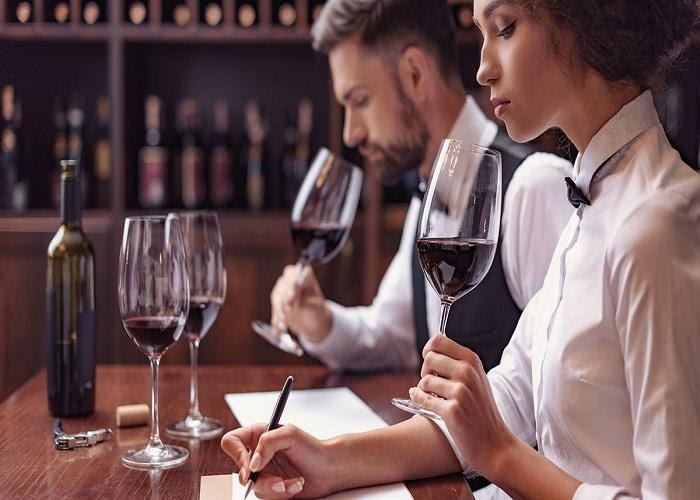 3 cách thử rượu vang của người sành sỏi